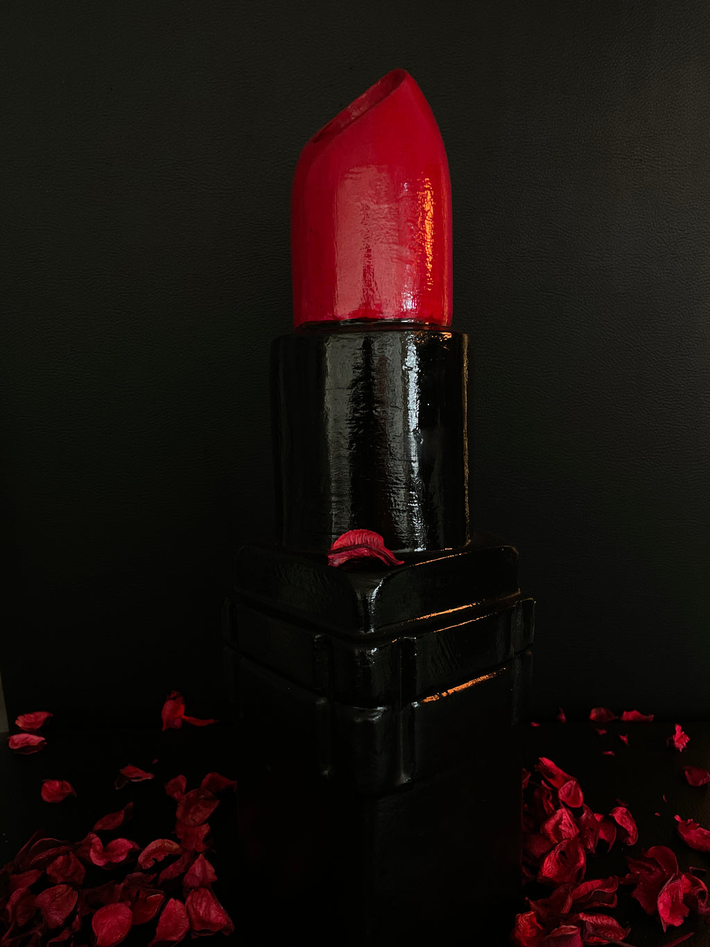 Noir Kiss / Siyah Öpücük Decor Vazo